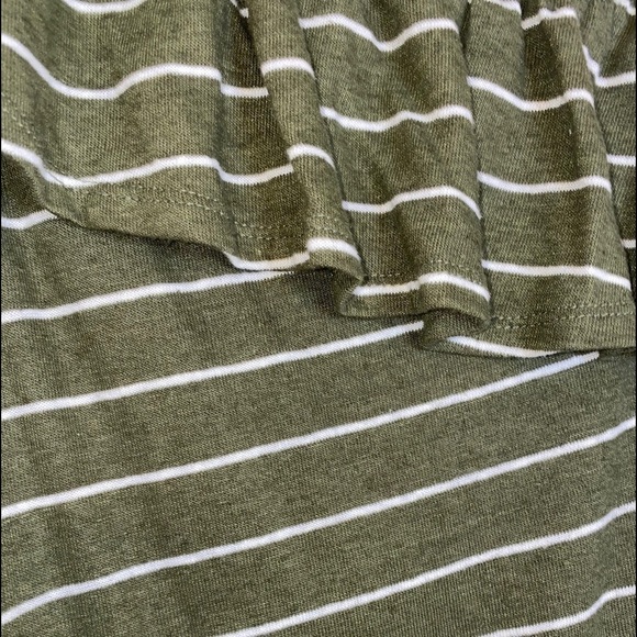 Old Navy Top - Picture 3 of 4